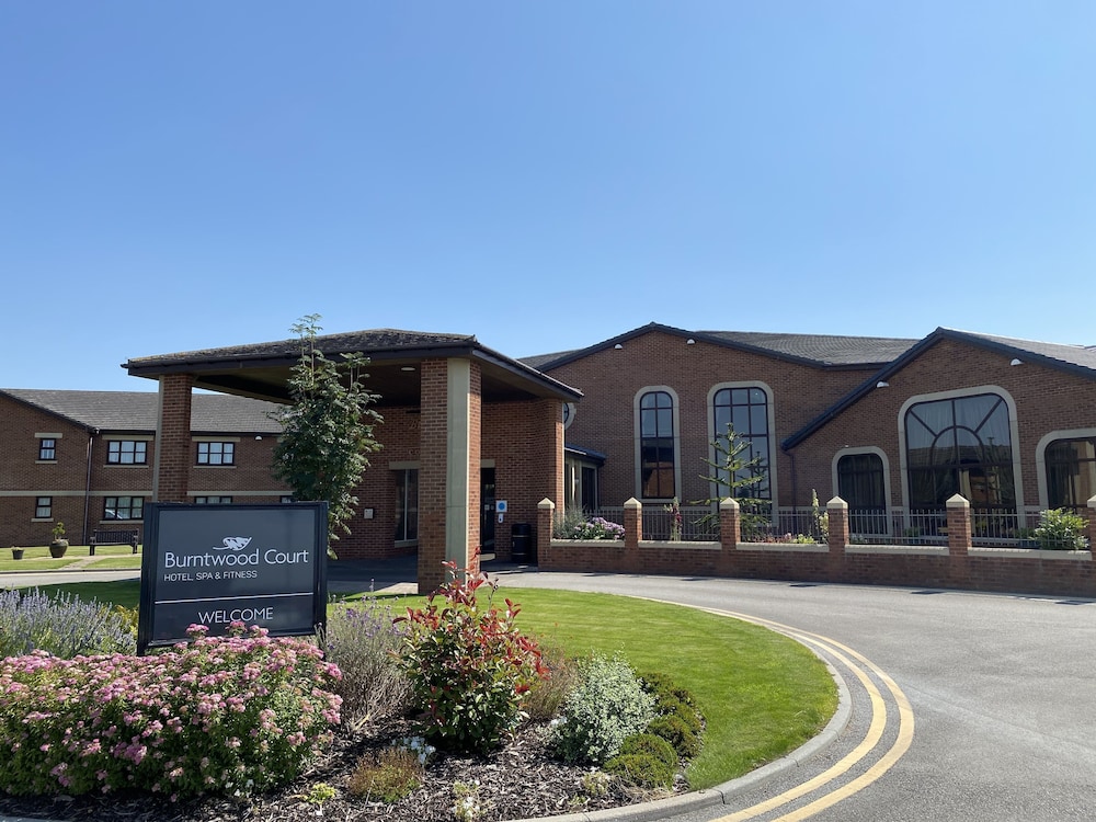 Burntwood Court Hotel — hotel in Barnsley