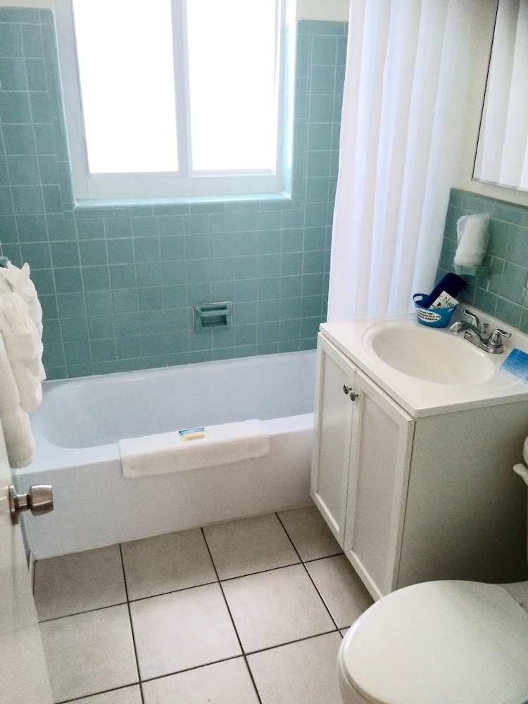 Great Escape Inn - photo 37