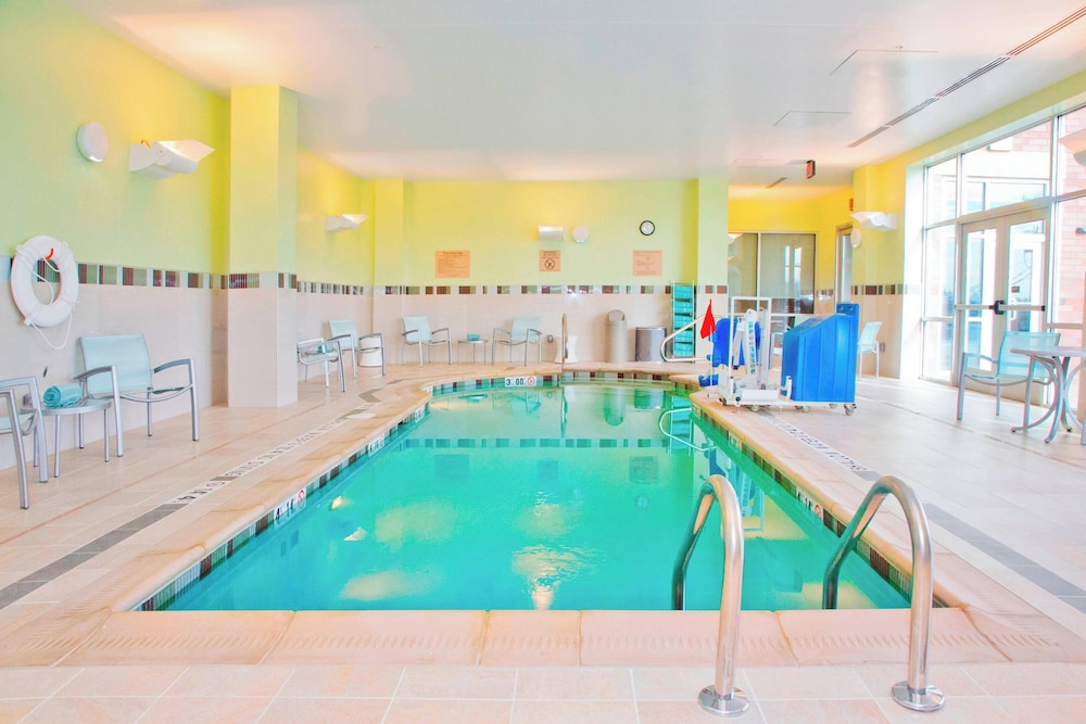 Springhill Suites by Marriott Pittsburgh Mt. Lebanon - photo 24