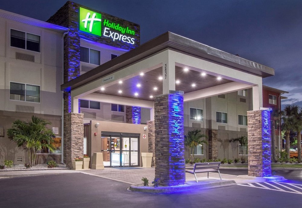 Holiday Inn Express Naples South I 75 by IHG - featured photo
