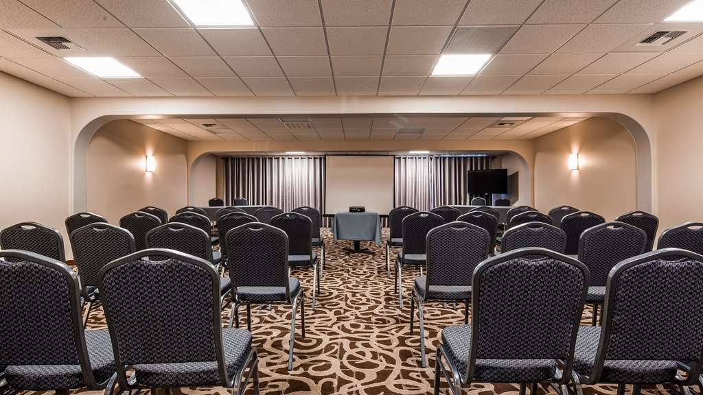 Best Western Edgewater Resort - photo 37