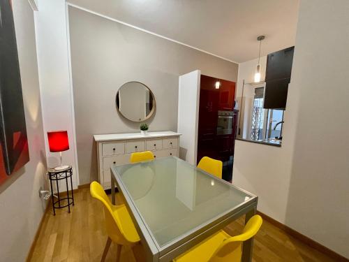 Atlantic Smart Apartment with AC — 4-Star Luxury Hotel in Rome, Italy