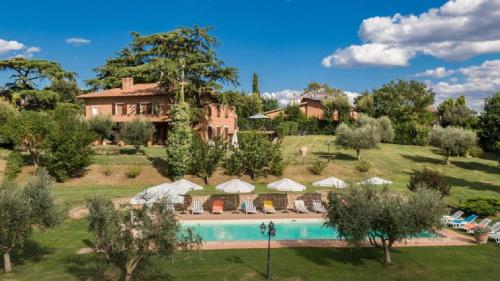 Borgo Badia by VacaVilla in Badia, Italy