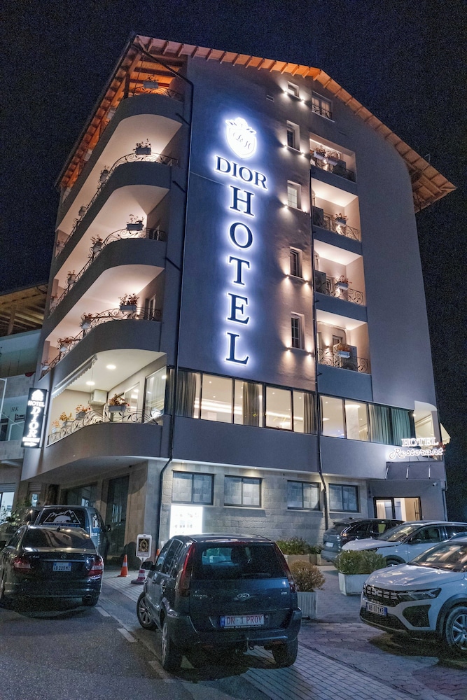 Hotel Dior — Kruje