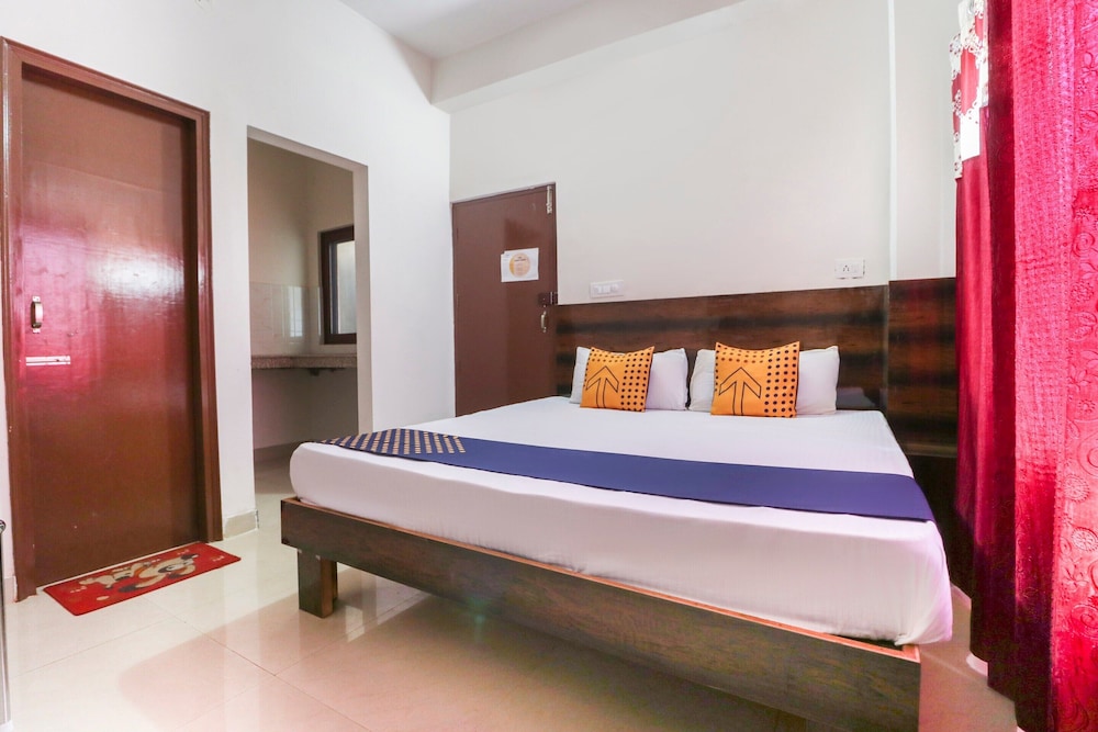 OYO 43300 Spring Woods Suites in Mohali, India