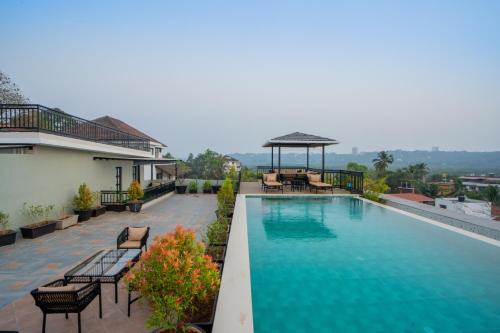 ELIVAAS 1 BHK with Rooftop Pool Kamerios Verano — 5-Star Luxury Hotel in Mormugao, India