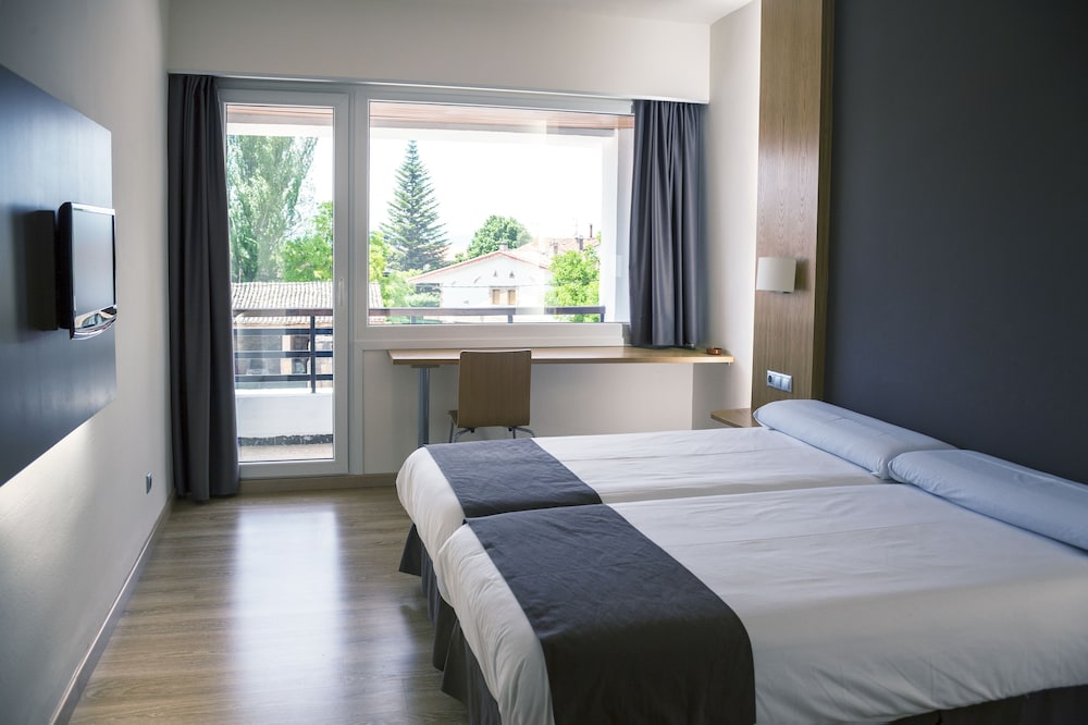 Hotel Jatorrena in Labastida, Spain