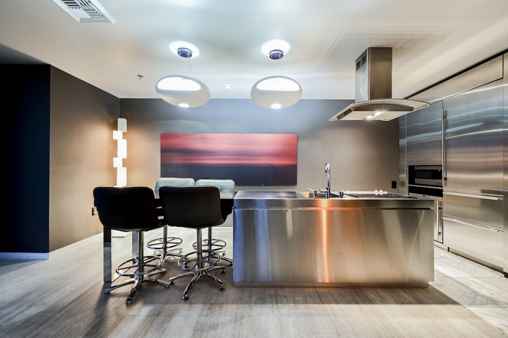 StripViewSuites at Palms Place Penthouses - photo 63