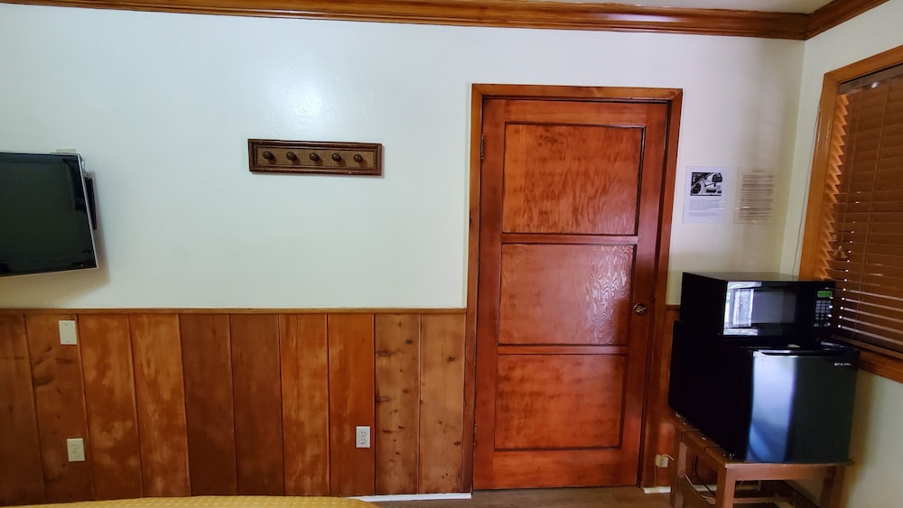 Kernville Inn - photo 50