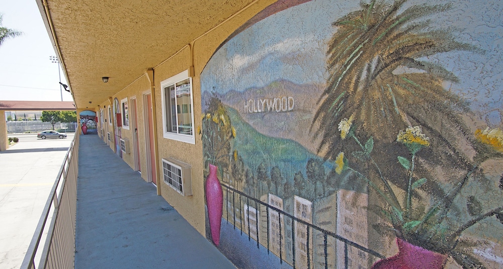 Los Angeles Inn & Suites LAX - photo 45
