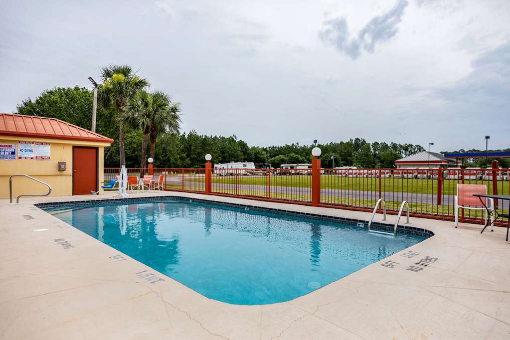 Econo Lodge Kingsland - photo 16