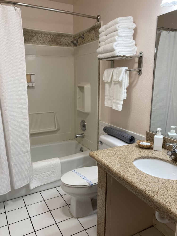 Coast Riders Inn - photo 70