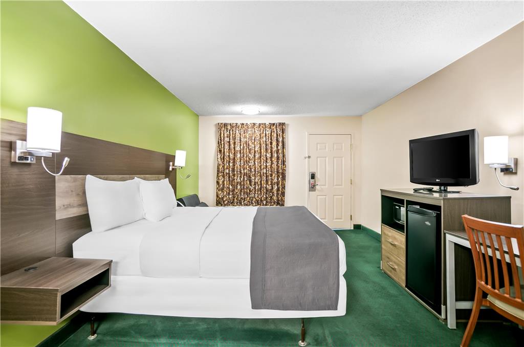 Americas Best Value Inn Rome - photo 17