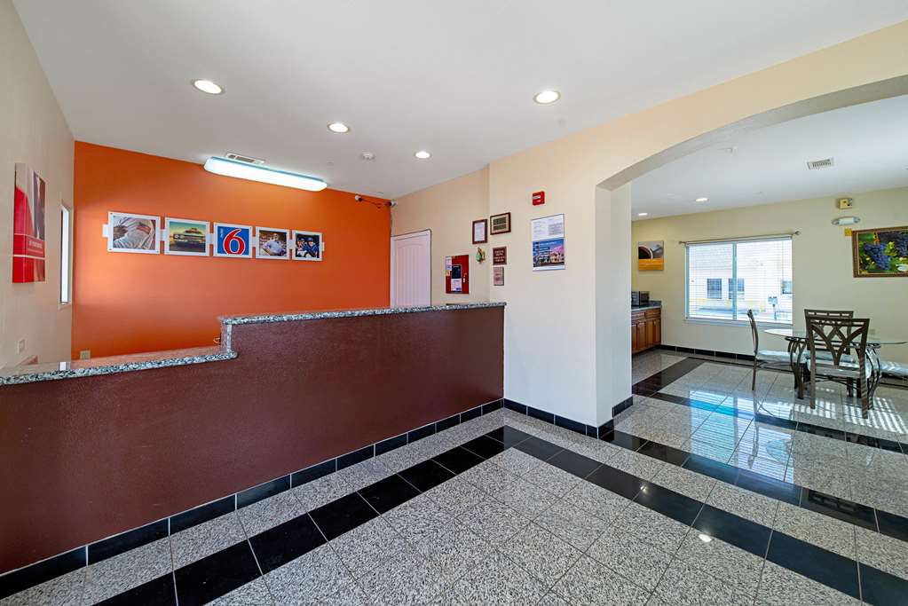 Motel 6 Rhome TX - photo 24