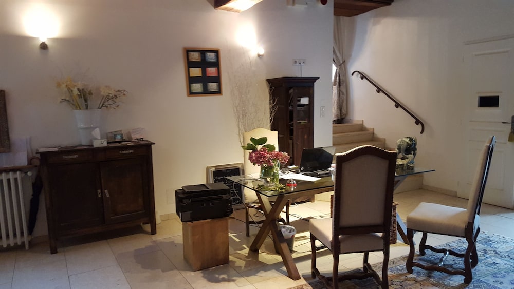 Chateau Le Sallay — Magny-Cours — photo 3