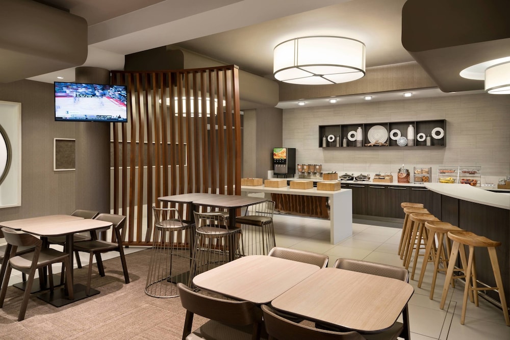 SpringHill Suites by Marriott Ewing Princeton South - photo 31