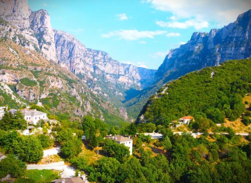 Vikos View - carbon neutral hotel in Unknown City