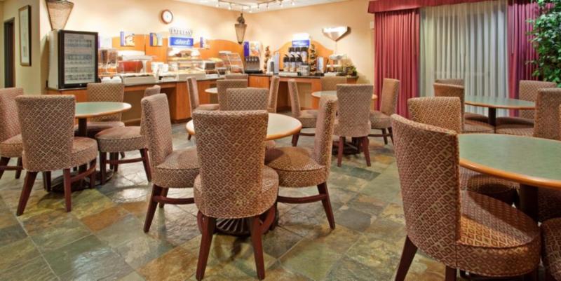 Holiday Inn Express Madera