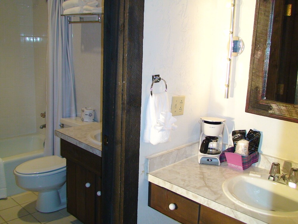 Beech Mountain Inns - photo 36