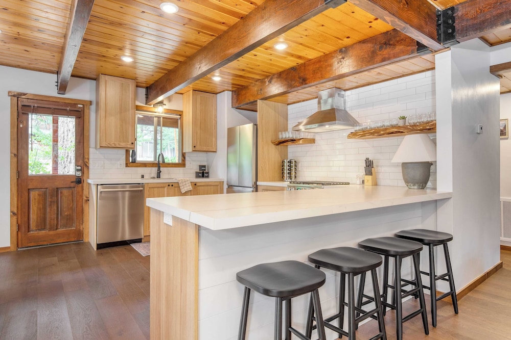Avalon Pines by AvantStay 5 mins from Bear Mountain Ski Resort - photo 10