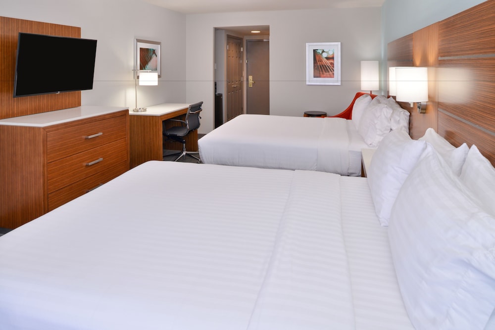 Holiday Inn Express & Suites Austin North Central by IHG - photo 6