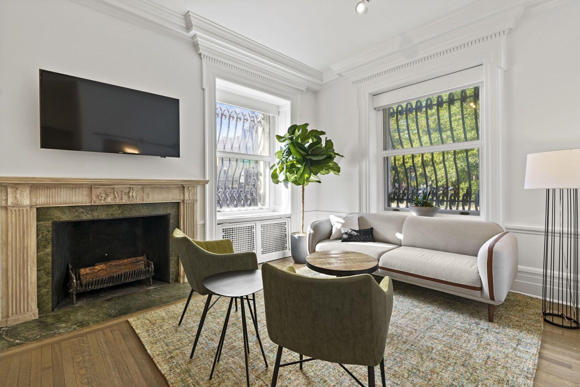 Placemakr Dupont Circle - photo 16