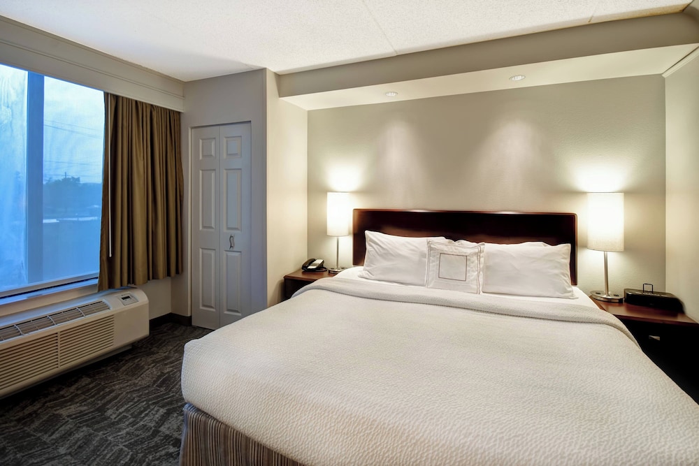 Springhill Suites by Marriott Louisville Airport - photo 7