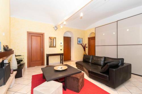 Sweet Apartment nel cuore di Torino — 4-Star Luxury Hotel in Turin, Italy