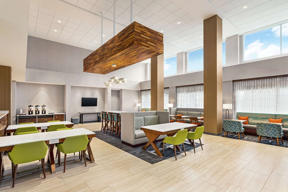 Hampton Inn & Suites Miami Kendall - photo 29