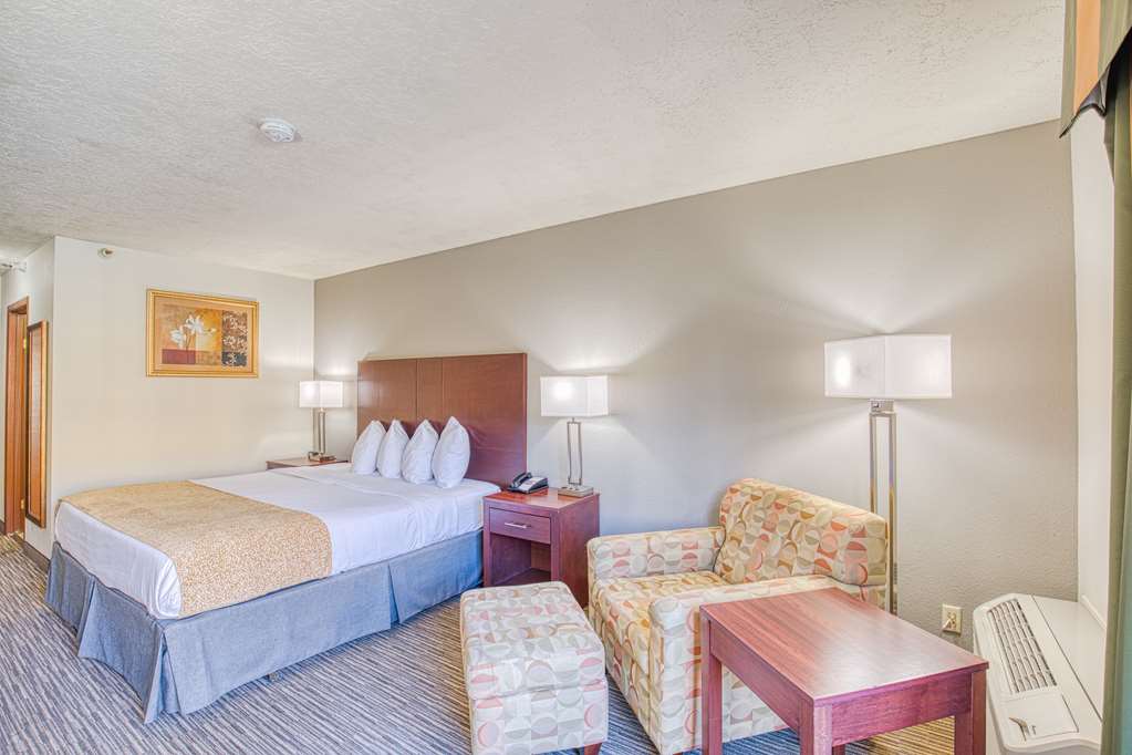 Best Western Green Valley Inn - photo 12
