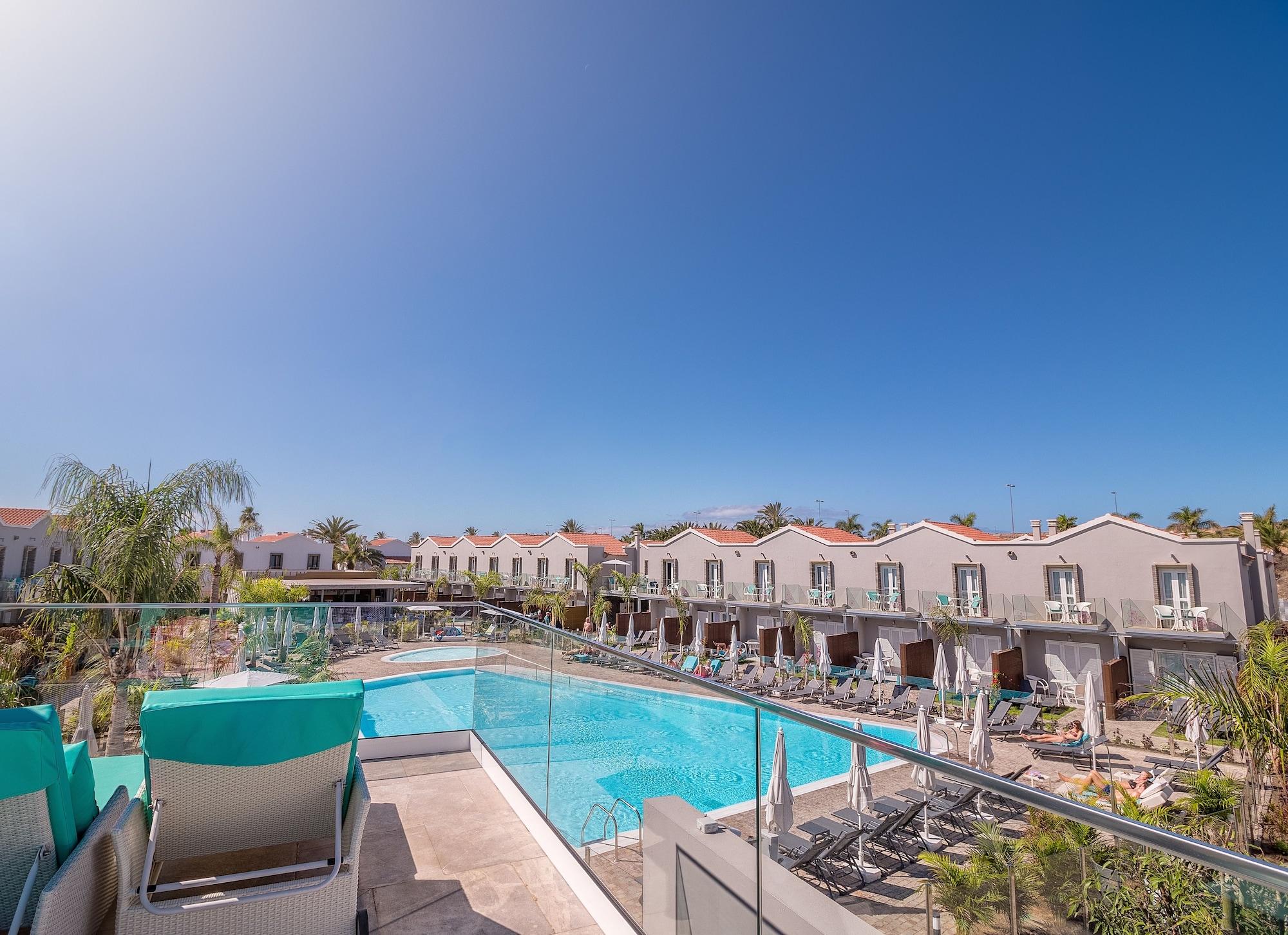 Hotel LIVVO Los Calderones Adults Recommended — 4-Star Luxury Hotel in San Bartolome De Tirajana, Spain