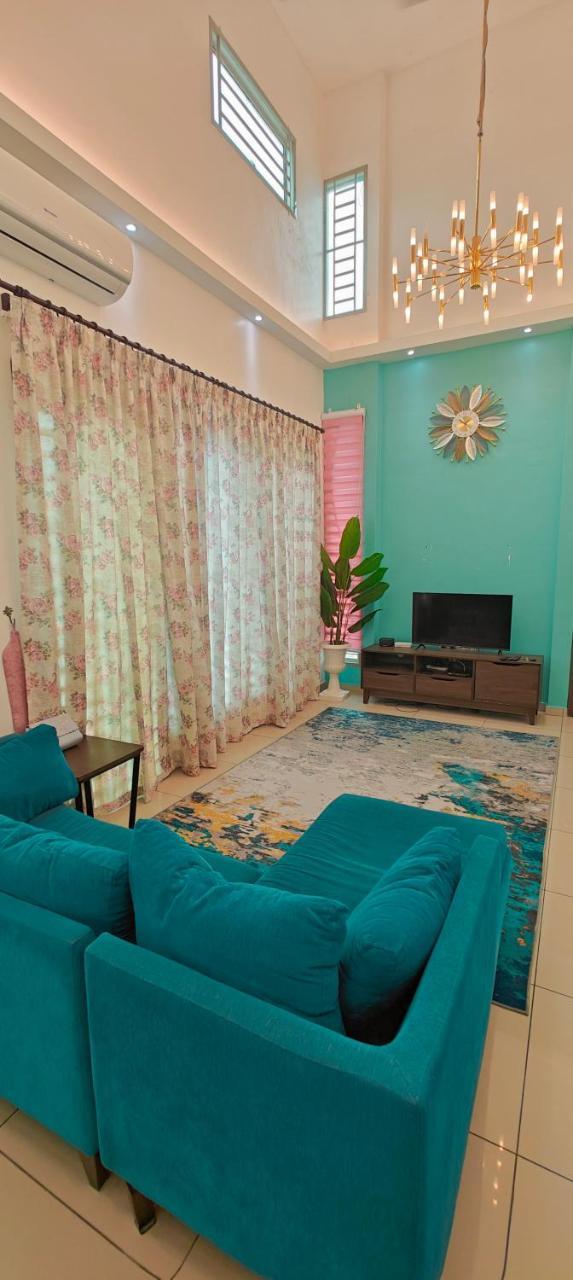 Tuah Homestay Fully Aircond Wifi Netflix M0slim Only — 4-Star Luxury Hotel in Alor Setar, Malaysia