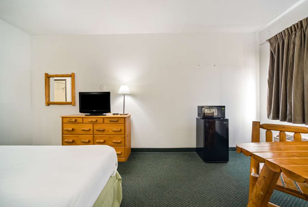 Knights Inn New Florence - photo 12