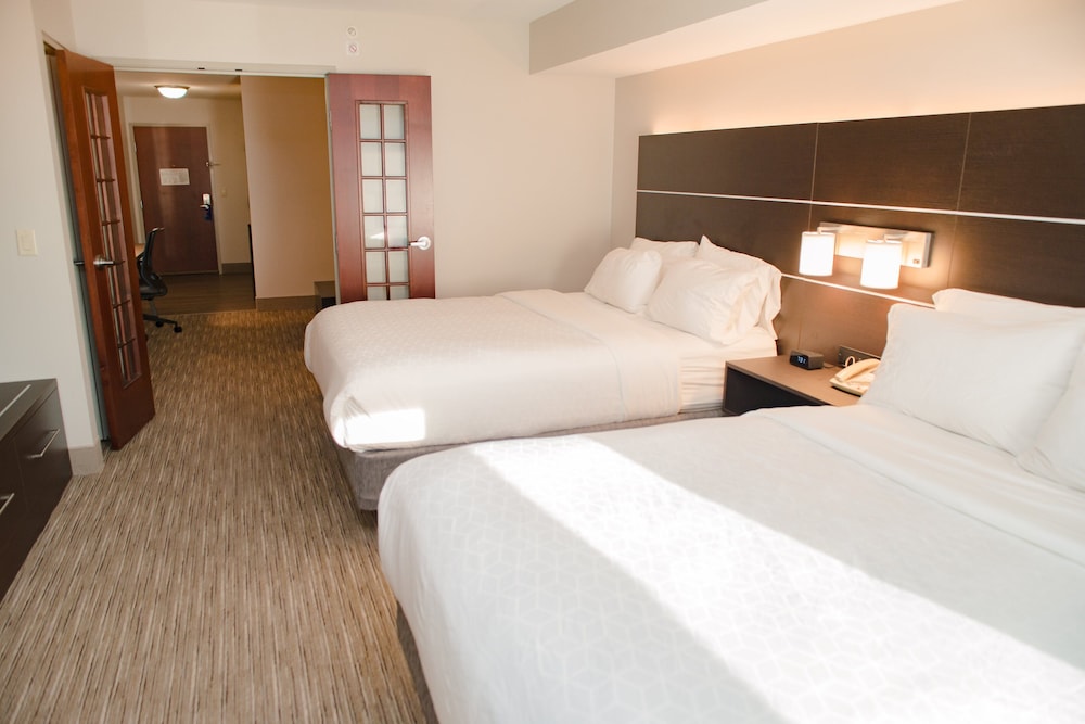 Holiday Inn Express & Suites Winona an IHG Hotel - photo 4