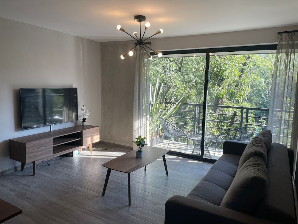 Amazing 2BR in Parque España — 4-Star Luxury Hotel in Mexico City, Mexico