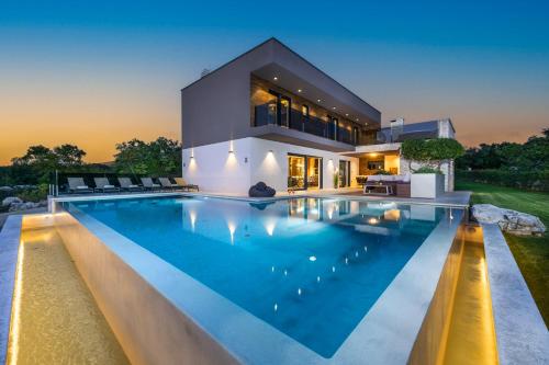 Villa Memory — 5-Star Luxury Hotel in Rasa, Croatia