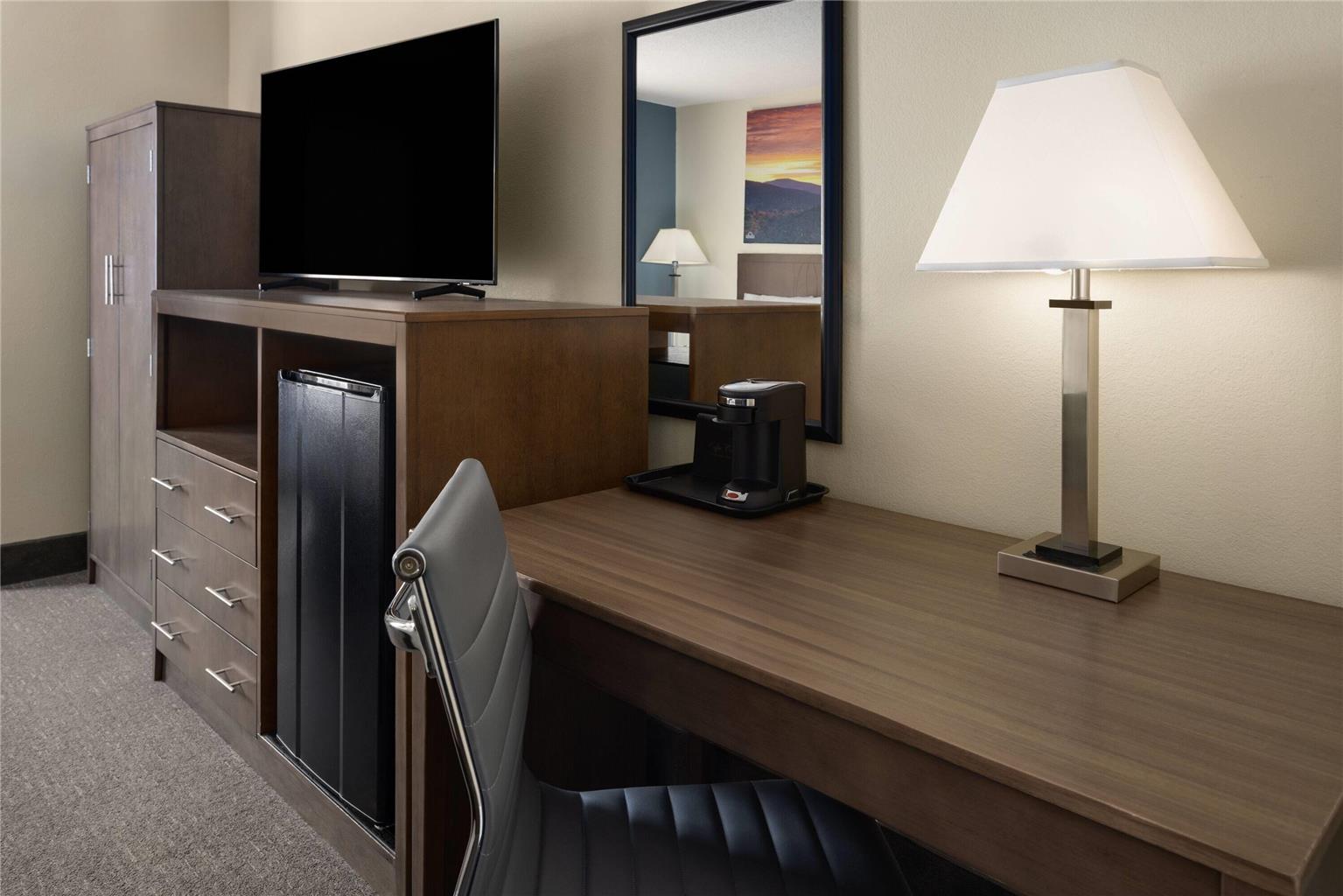 Days Inn by Wyndham Penn State - photo 14