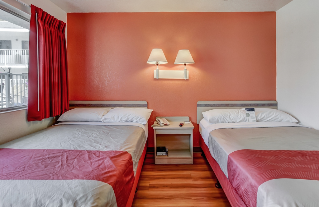 Motel 6 Medford OR - photo 17