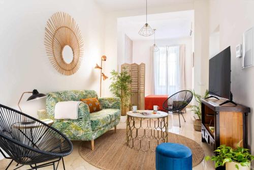 MonKeys Apartments Loft Pureza — 4-Star Luxury Hotel in Sevilla, Spain
