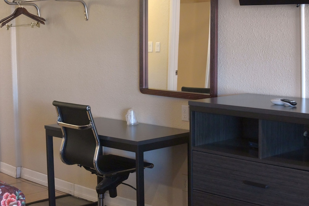 A 1 Budget Motel - photo 43