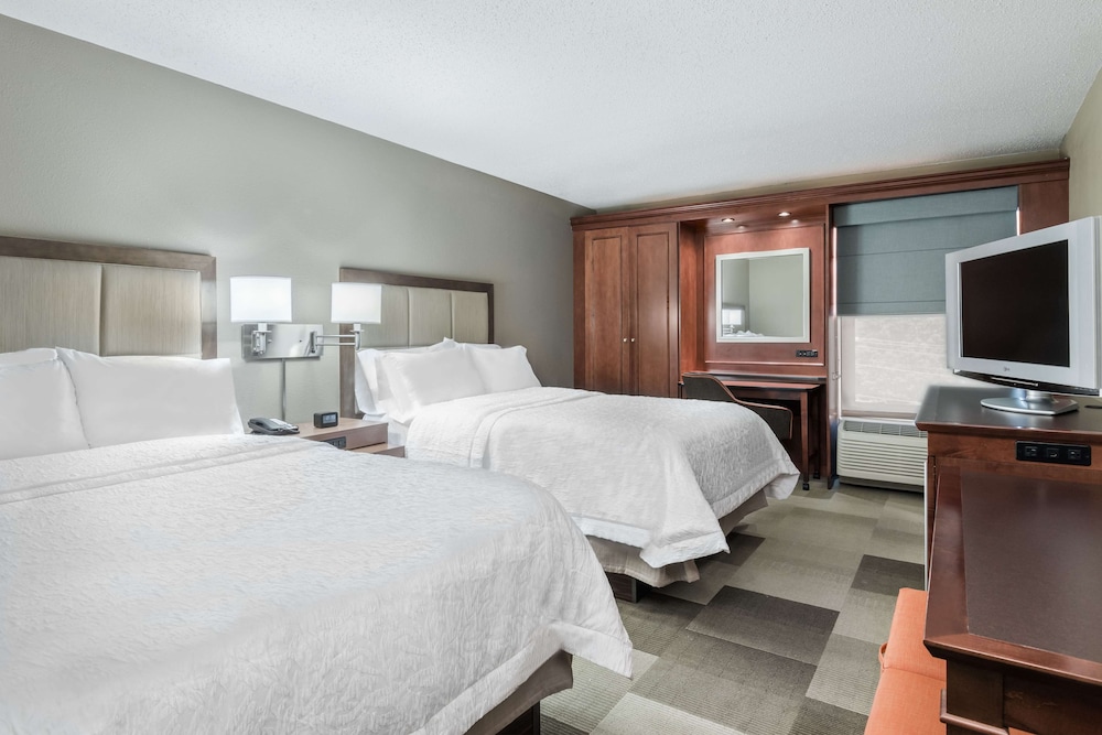Hampton Inn Boston Marlborough - photo 13