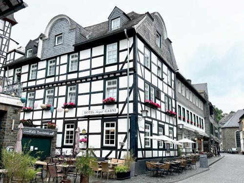 Hotel Royal — hotel in Monschau