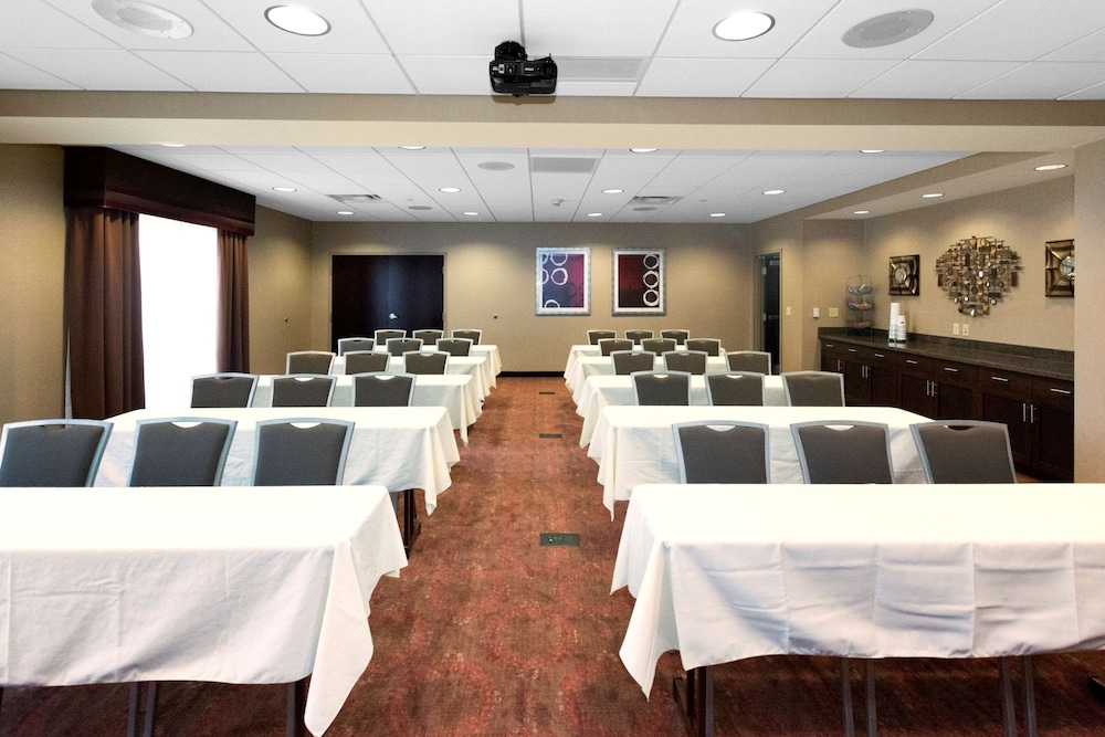 Hampton Inn Butler - photo 32