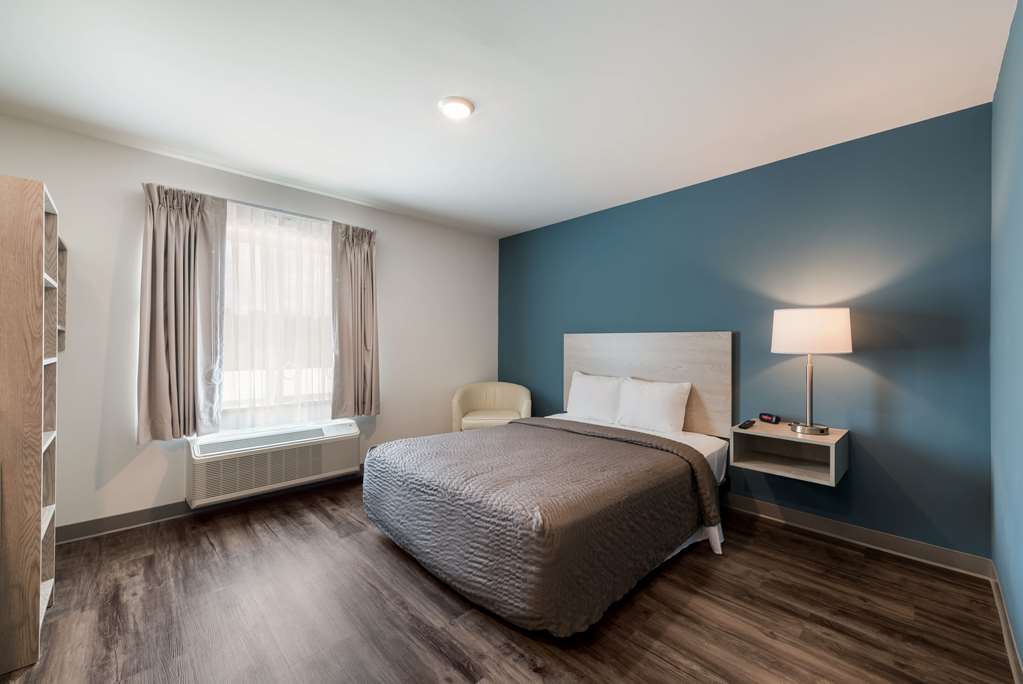 WoodSpring Suites Greensboro High Point North - photo 14