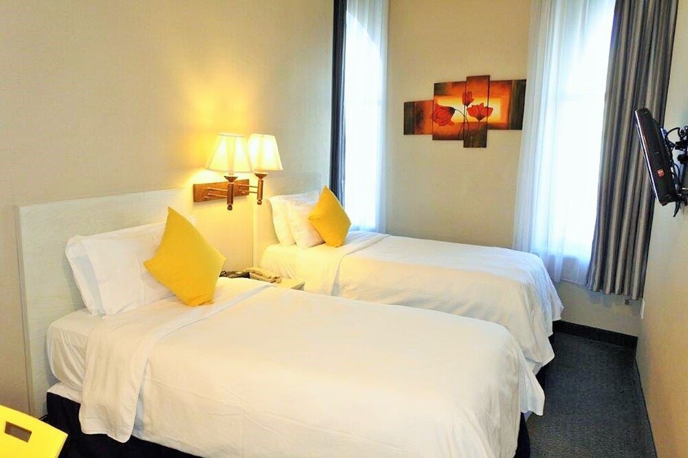 Soho Garden Hotel - photo 14
