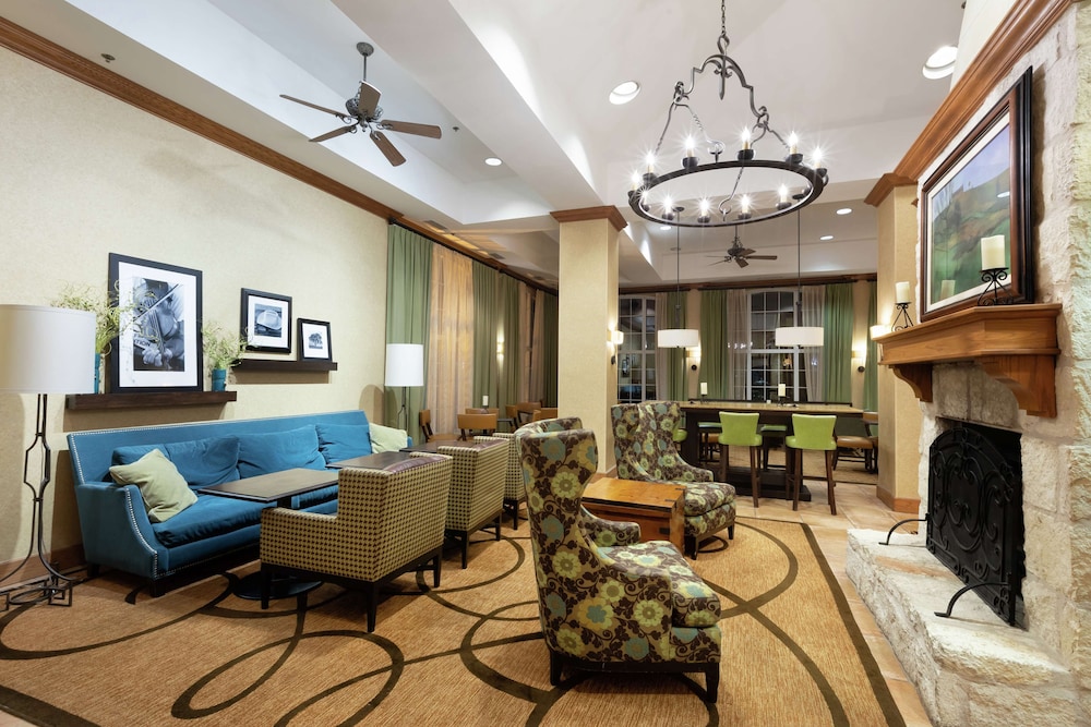 Hampton Inn & Suites Austin Airport - photo 9