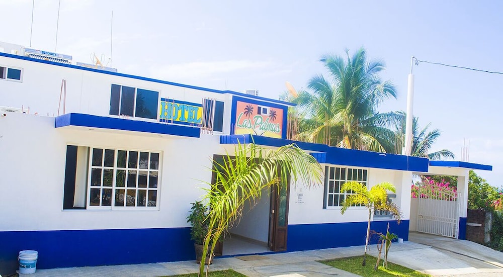 Hotel Las Palmas - carbon neutral hotel in Lazaro Cardenas
