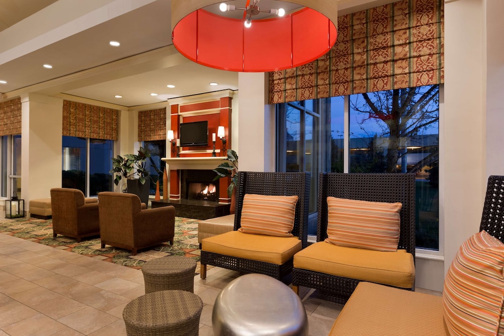 Hilton Garden Inn Chicago Oak Brook - photo 3