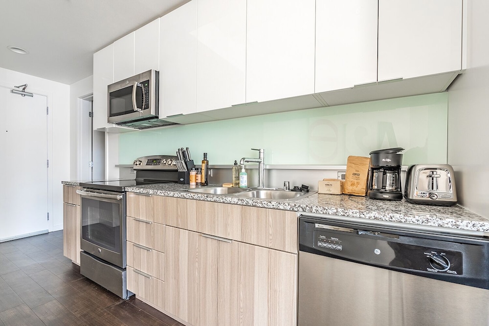 Sophari Towers: Bellevue Apartments - photo 38
