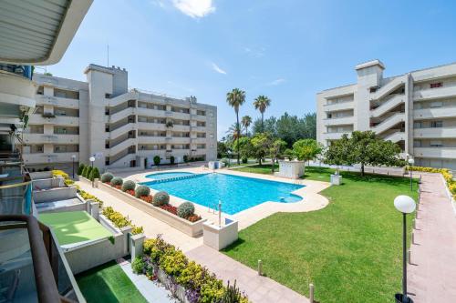 Cambrils park — 4-Star Luxury Hotel in Cambrils, Spain